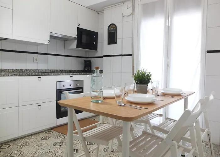 La Zurri Near Kursaal