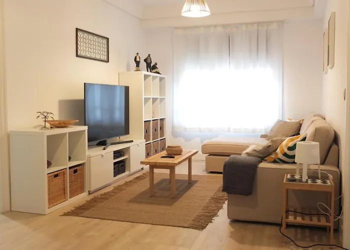 La Zurri Near Kursaal *