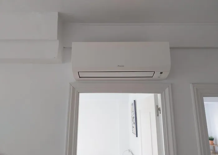 La Zurri Near Kursaal Апартаменти